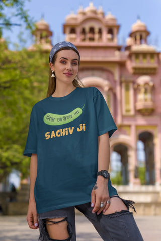 Mil jayega na sachiv ji Oversized T-Shirt