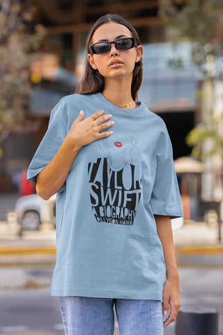 Taylor Swift Red Lips Oversized T-Shirt