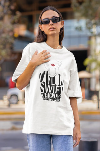 Taylor Swift Red Lips Oversized T-Shirt